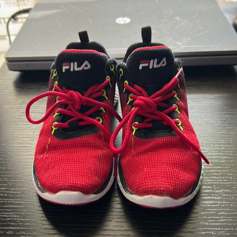 Fila shoes size 12 toddler